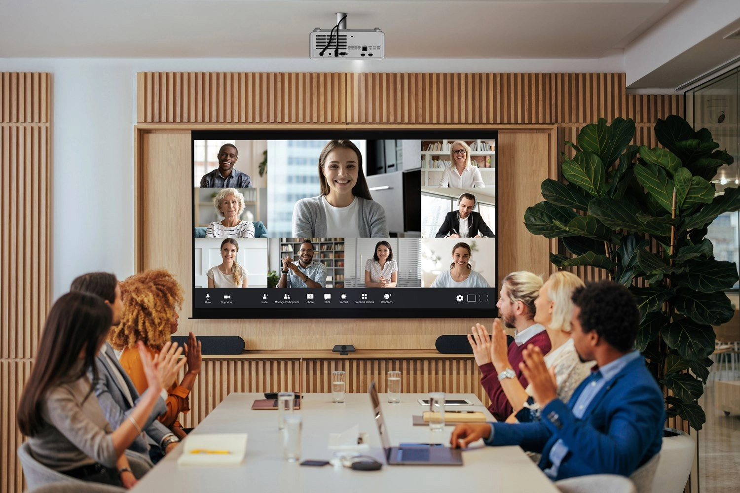 Optoma ZH462 - Full-HD Laserprojektor - 5000 Lumen - IP6X - 24/7 - schwarz